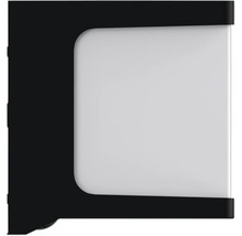 Zwarte wandlamp met rechthoekige, witte lampenkap