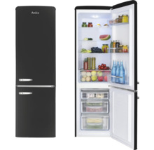 Amica koelkast met geopende deur en levensmiddelen