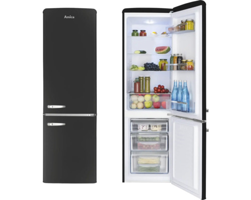 Amica koelkast met geopende deur en levensmiddelen