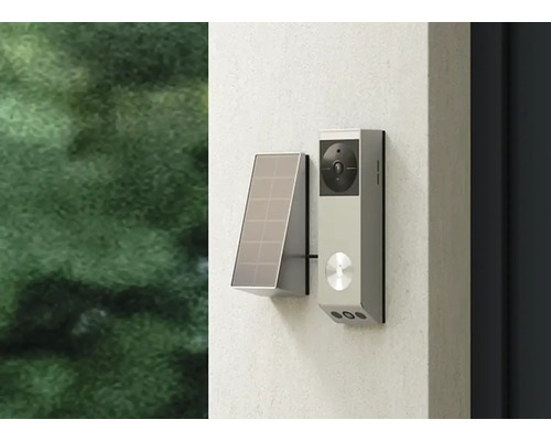 Deurbel met zonnepaneel voor stroomvoorziening