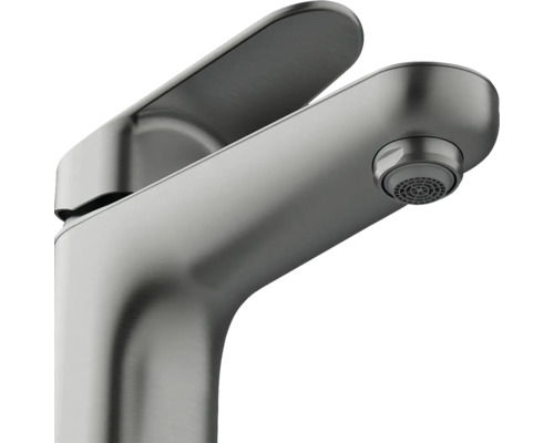 Wastafelkraan van metaal