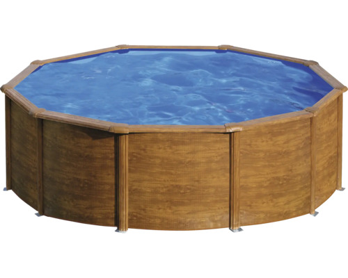 Achtvormig zwembad met houten bekleding en blauw water