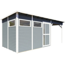 Houten tuinhuis met ramen en deur