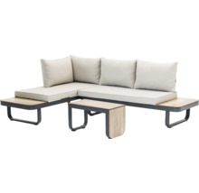 Tuin loungebank met tafel en lichte kussens