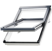 Geopend dakraam met frame