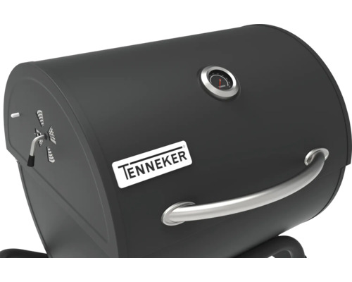 Zwarte houtskoolgrill met thermometer en ventilatieschuif