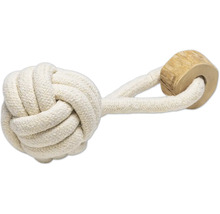 Hondenspeelgoed van katoentouw met houten element