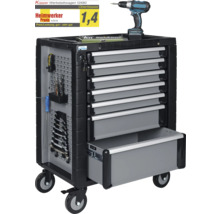 Werkplaatswagen met zeven laden en geperforeerde wand inclusief gereedschap en accuboormachine.
