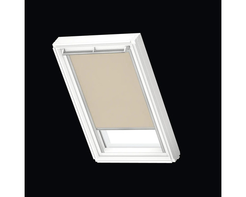 Dakvenster met rolgordijn voor betere zonwering