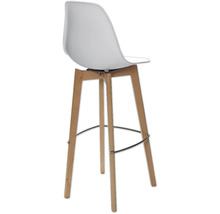 Kruk met kunststof zitting en houten poten