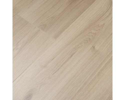 Close-up van lichte laminaatvloer met houtnerf