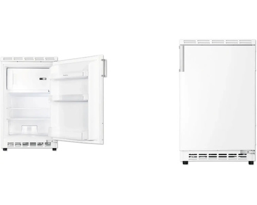 Witte koelkast met vriesvak en open en gesloten deur