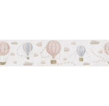 Behangrand met heteluchtballon en wolkenmotief voor kinderkamer