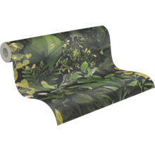 Rol behang met jungleplantenmotief