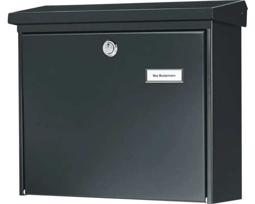 Brievenbus met slot en naamplaatje
