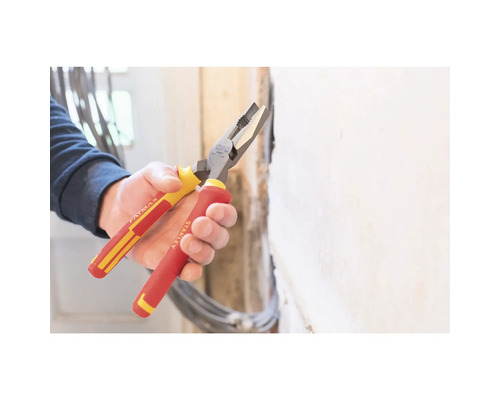 Stanley Fatmax combinatietang in de hand