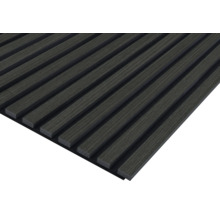 Houten paneel met smalle latten voor wand- en plafondbekleding