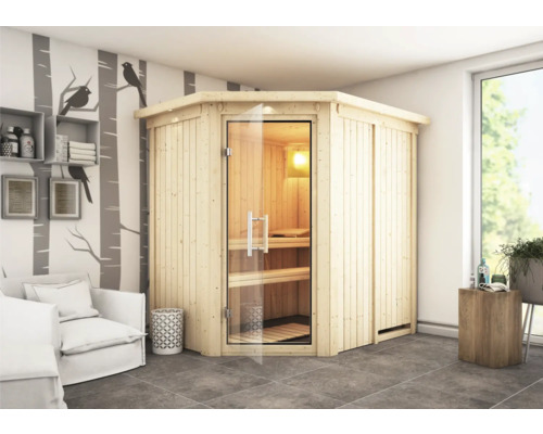 Hoeksauna met glazen deur in een lichte ruimte met decoraties