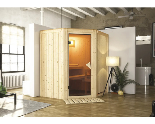 Houten sauna met glazen deur in een badkamer
