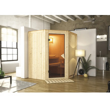Houten sauna met glazen deur in lichte, moderne badkamer