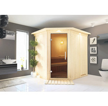 Houten hoeksauna met glazen deur in een badkamer