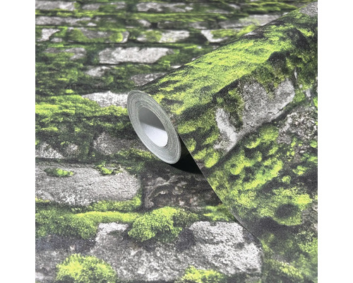 Rol behang met steenmuurmotief en mosbegroeiing