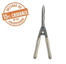 Gardena heggenschaar NatureCut met houten handgrepen en gegolfde messen. 15 procent cashback op het aankoopbedrag.