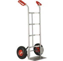 Metalen steekwagen met rode handgrepen en banden