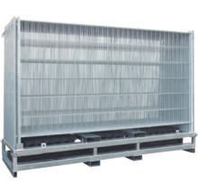 Metalen bouwhek op pallet