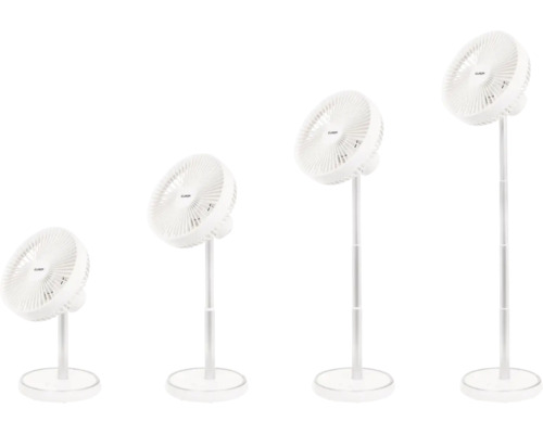 Vier witte staande ventilatoren van verschillende hoogtes