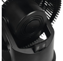 Detailopname van een ventilator met bedieningselementen voor vermogen en timer