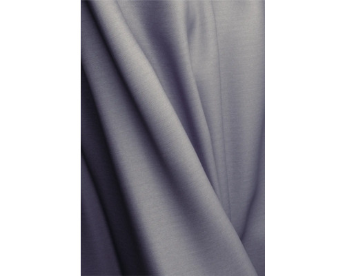 Close-up van grijze stof met plooien