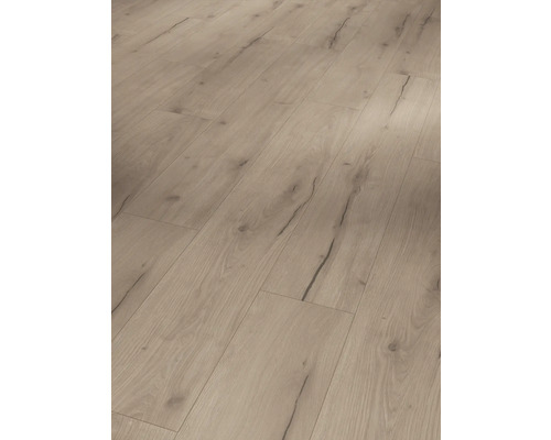 Gelegde laminaatvloer met houtlook