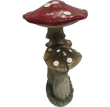 Decoratieve paddenstoelengroep voor de tuin