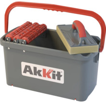 Tegelzettersemmer met rollen en sponsbord