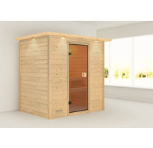 Houten sauna met glazen deur en verlichting