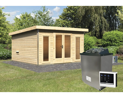 Houten sauna met glazen deur en kachel met stenen