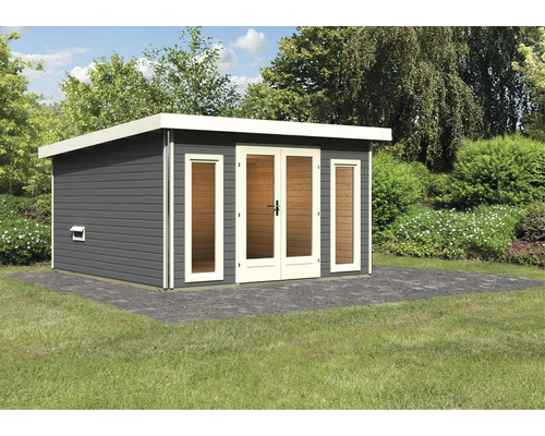 Tuinhuis met dubbele deur en ramen in de tuin