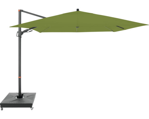 Vrijstaande parasol met parasolvoet op wielen