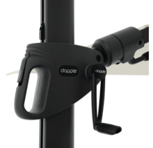 Doppler Logo op een slinger van een parasol