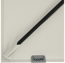 Detail van een parasol met Doppler logo.