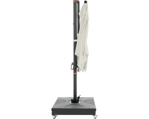 Gesloten parasol met standaard