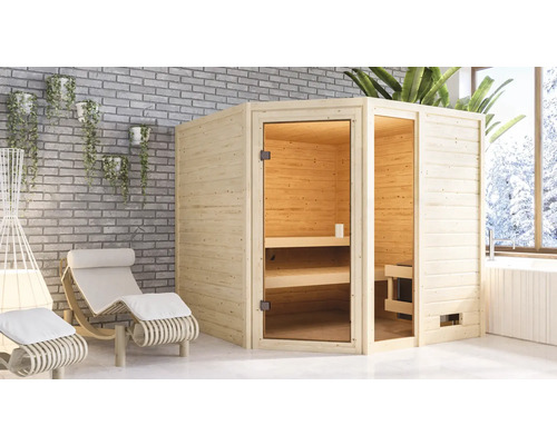 Houten sauna met glazen deur en zitplaatsen binnenin