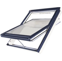 Geopend dakraam voor ruimteventilatie