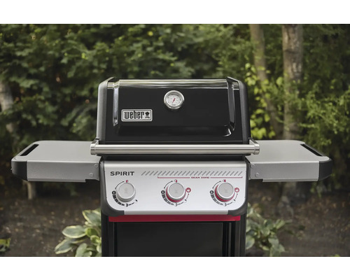 Weber Spirit gasbarbecue met thermometer en zijtafels