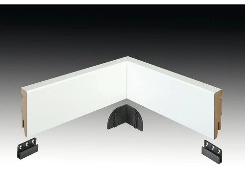 Plint hoek met montageclips en hoekverbinder