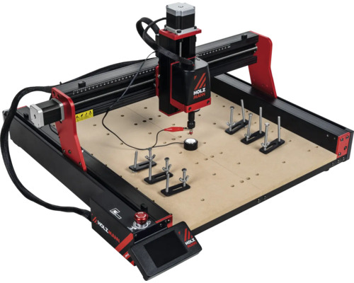 Holzmann CNC portaalfreesmachine met klemmen op een werkbank