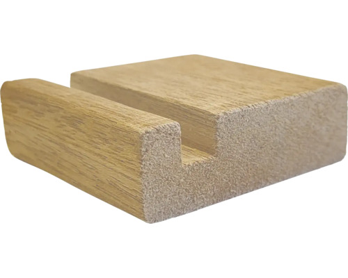 Houten standaard voor metalen borden