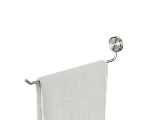 Handdoekhouder met een witte handdoek