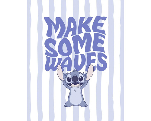 Illustratie van Stitch met de tekst ''Make Some Waves'' tegen een gestreepte achtergrond.